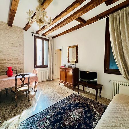 Ca Giovanni - Charmant And Exclusive Apartment Венеция Екстериор снимка